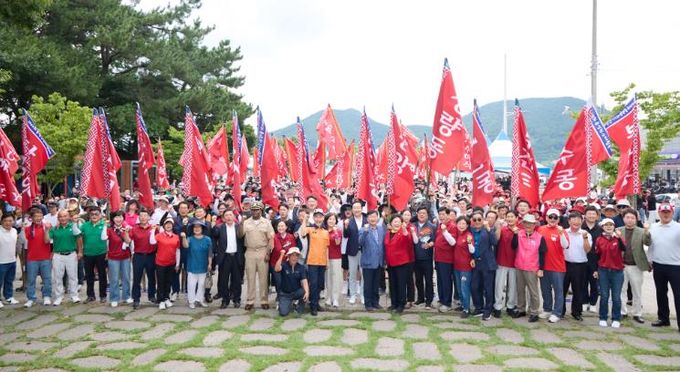 제16회 통영시장배 전국 거북선 노젓기 대회 개최, 역대 최다 48개 팀 참가