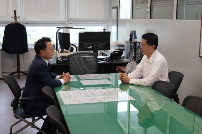 육동한 춘천시장, 세종서 정책·재정 전방위 행보