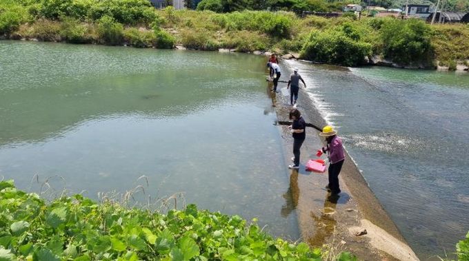 남해군, 2025년 내수면 수산종자 방류사업 마무리 = 삼동면 화천