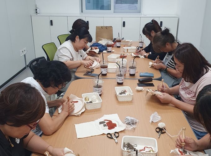 “김해 동부건강생활지원센터,‘공간 나눔’ 시설을 무료로 대여해드립니다~ ”