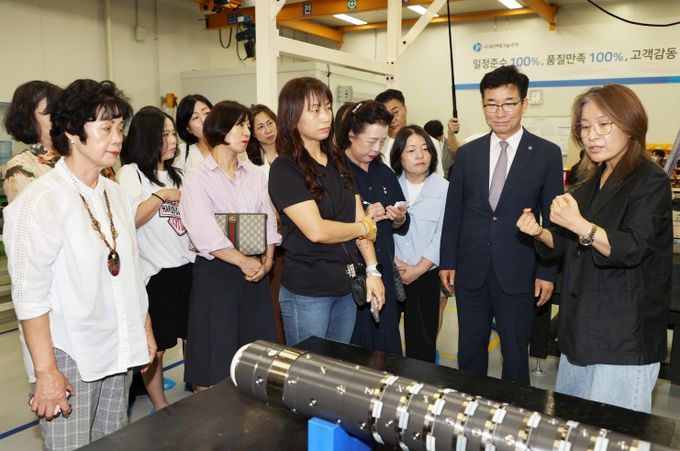 충북교육청, 직업 체험은 아이들만 하는 것은 아니죠