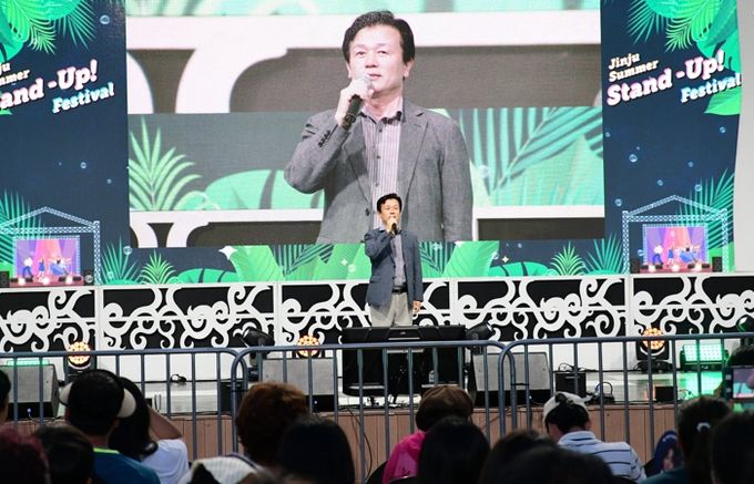 진주시, 여름밤을 빛낸‘2025 토요일 밤 문화공연’하대 야외무대에서 펼쳐져