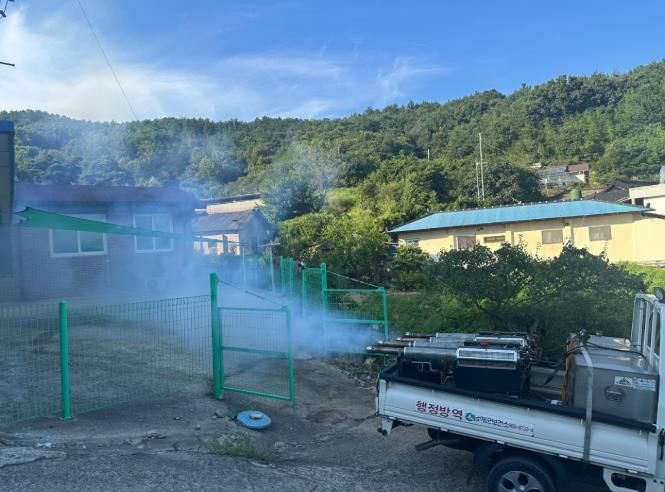 남해군, 장마·폭염 이후 모기 기승 대비 방역 활동 지속