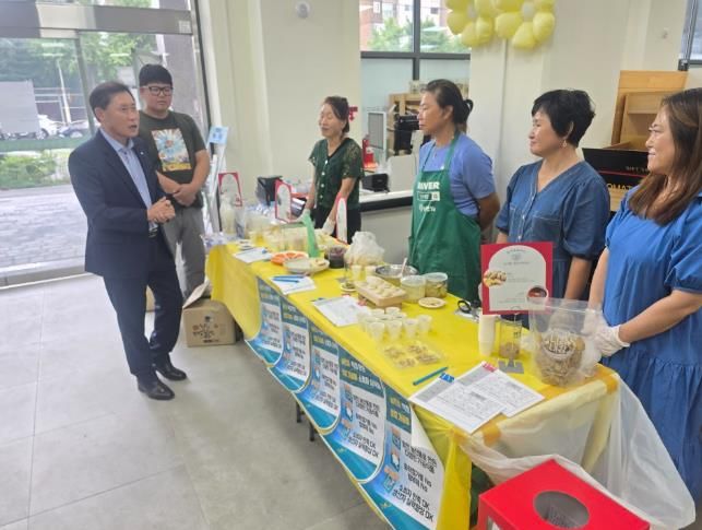 합천군 2025 창업 아카데미 교육생 시제품 품평회 개최