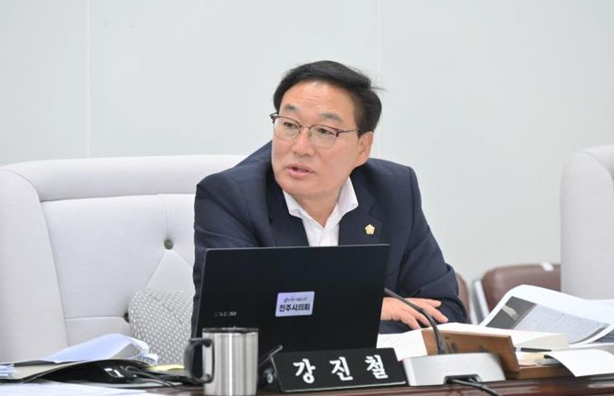 진주시의회 ‘모두 함께 누릴 행복 에너지’ 강진철 의원, 에너지조례 발의