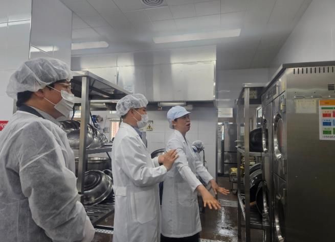 영덕교육지원청, 간부공무원 학교급식 대응상황 점검