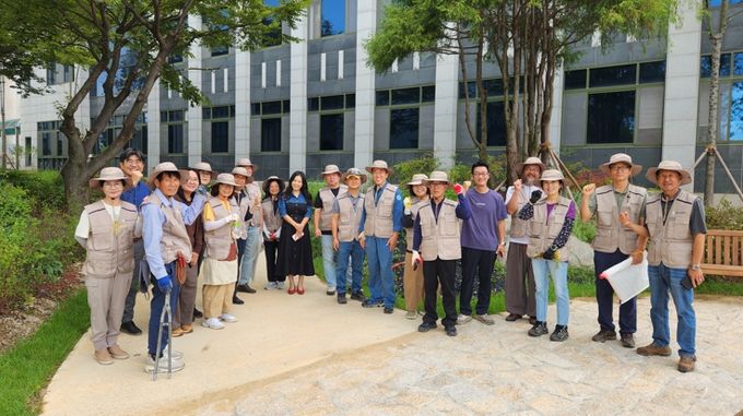 제1기 하동군 시민정원사 활동..공공정원·예쁜거리 관리체계 새 모델