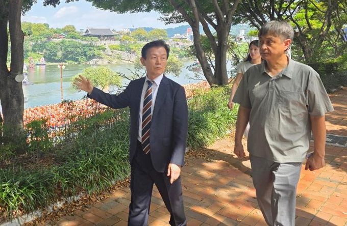 진주시, 진주남강유등축제 대비 남가람공원 현장 점검 실시