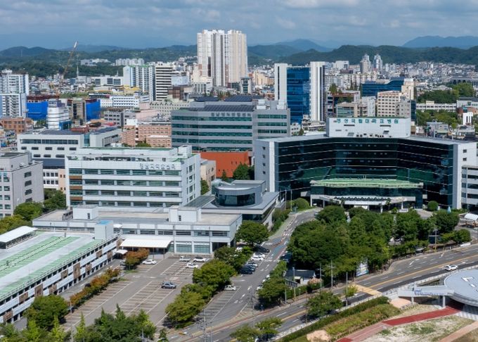 경상국립대학교 의과대학 전경