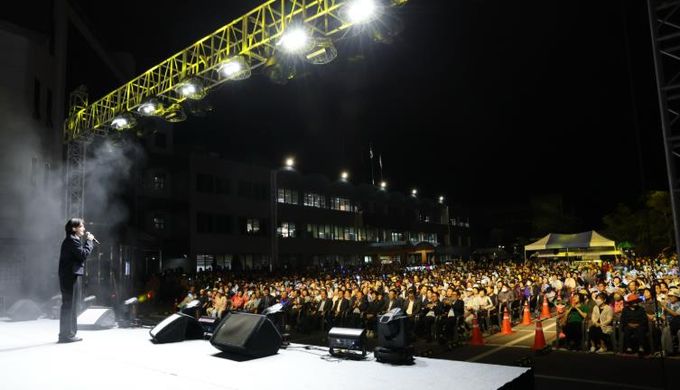 의성군, ‘2025 군민 열린음악회’ 성황리 개최