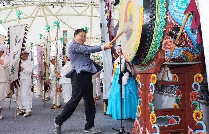 2025년 을사년 마산만날제, 전통과 현대의 조화 속 성료