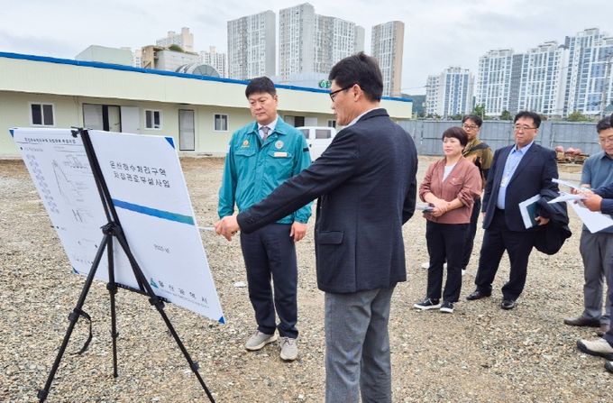 공진혁 의회운영위원장, 하수처리시설 확장사업 현장방문