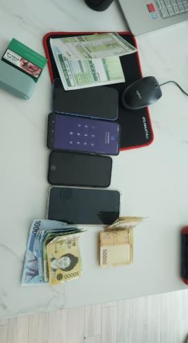 총책 검거시 압수한 압수물.