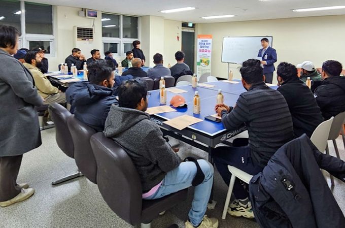 외국인 주민을 위한 찾아가는 세금교실 현장 사진