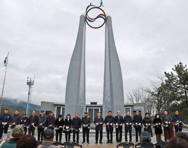 산청군, 새로운 공간서 호국영령 넋 기린다