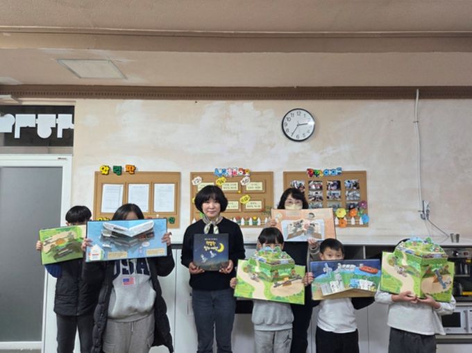 취약계층 아동 환경교육을 위한 팝업북만들기 봉사활동
