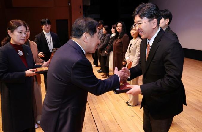 한국필립모리스 일자리창출 유공 양산시장 표창 수상