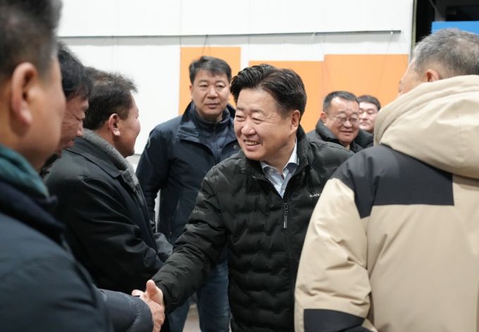 한림수협 위판장 방문한 영훈 지사