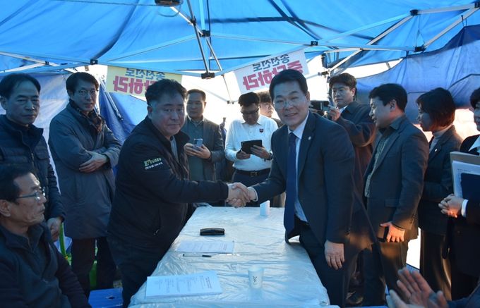 권익현 부안군수, 초고압 송전철탑 백지화 대책위원회 소통 추진