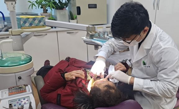 하동군, 저소득층 어르신 대상 치과 진료비 지원사업