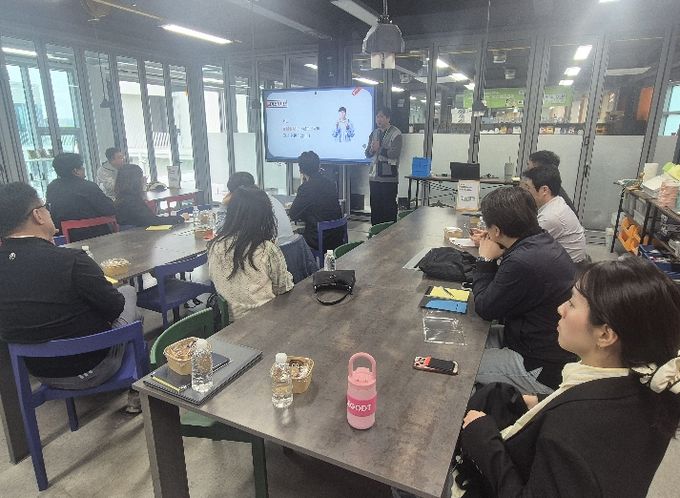 용남중학교 무한상상실