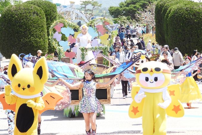 나비 판타지아 퍼레이드 모습